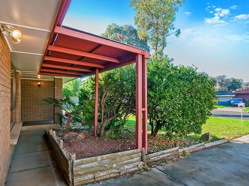 25 Lyndon Road, Paralowie SA 5108