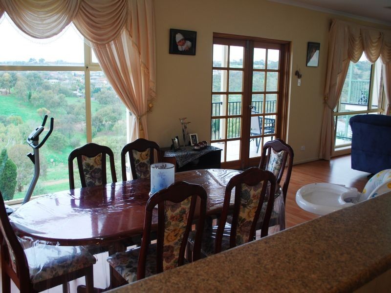 29 Reordan Drive, Greenwith SA 5125