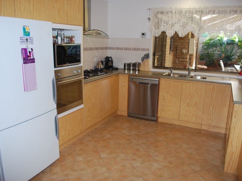 6 Shelton Drive, Salisbury East SA 5109