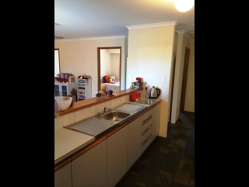 327 Burton Road, Burton SA 5110