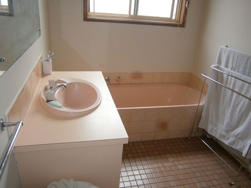 327 Burton Road, Burton SA 5110