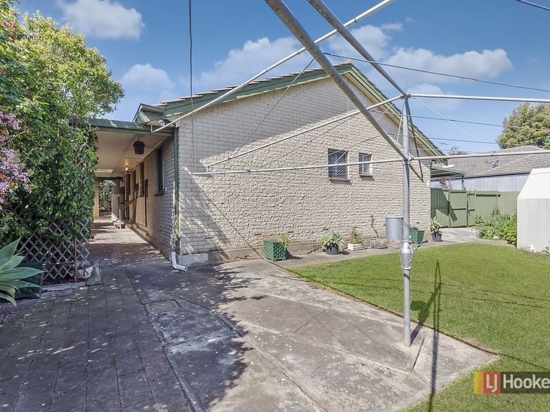 61 Collingbourne Drive, Elizabeth Vale SA 5112