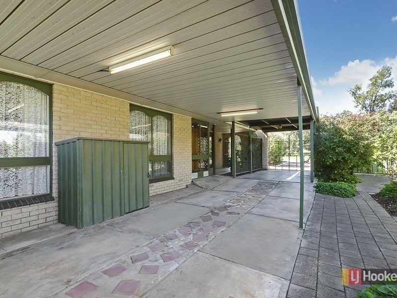 61 Collingbourne Drive, Elizabeth Vale SA 5112