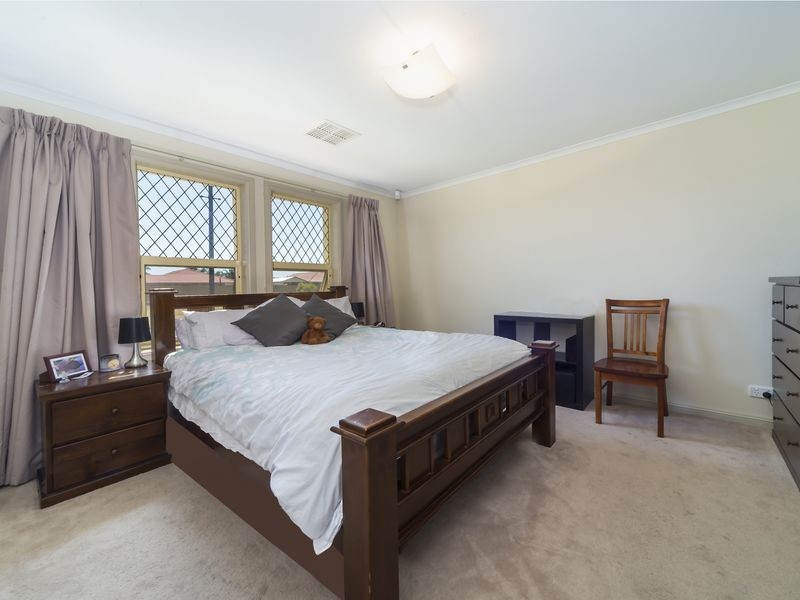 15 Eton Drive, Andrews Farm SA 5114