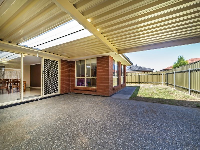 15 Eton Drive, Andrews Farm SA 5114