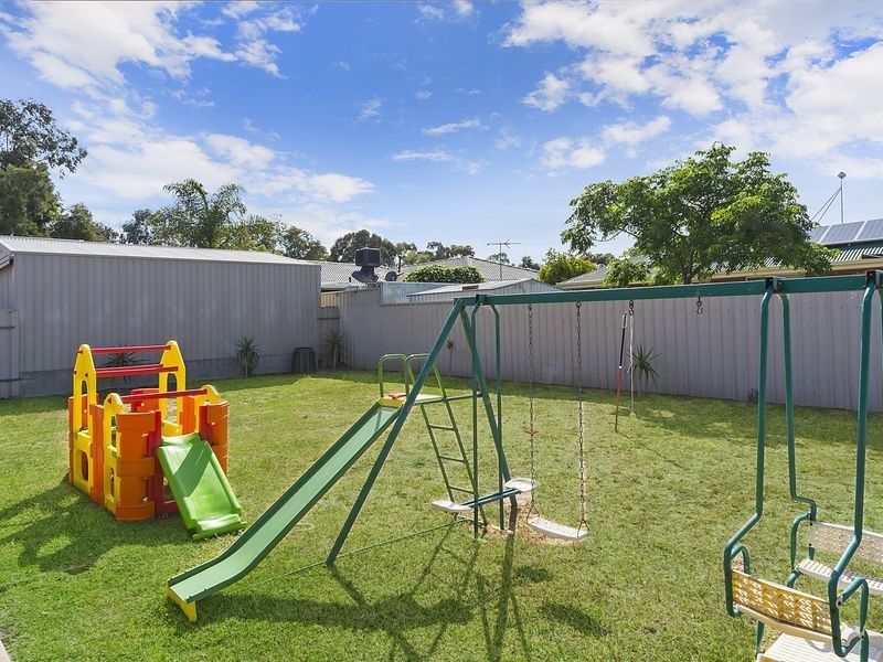 21 Crown Crescent, Paralowie SA 5108