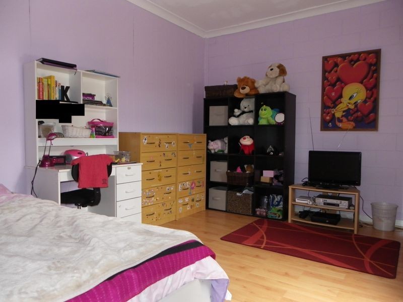 8 Wallace Road, Elizabeth Vale SA 5112