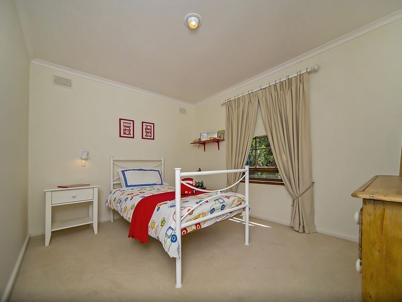 11 Marjorie Street, Gulfview Heights SA 5096