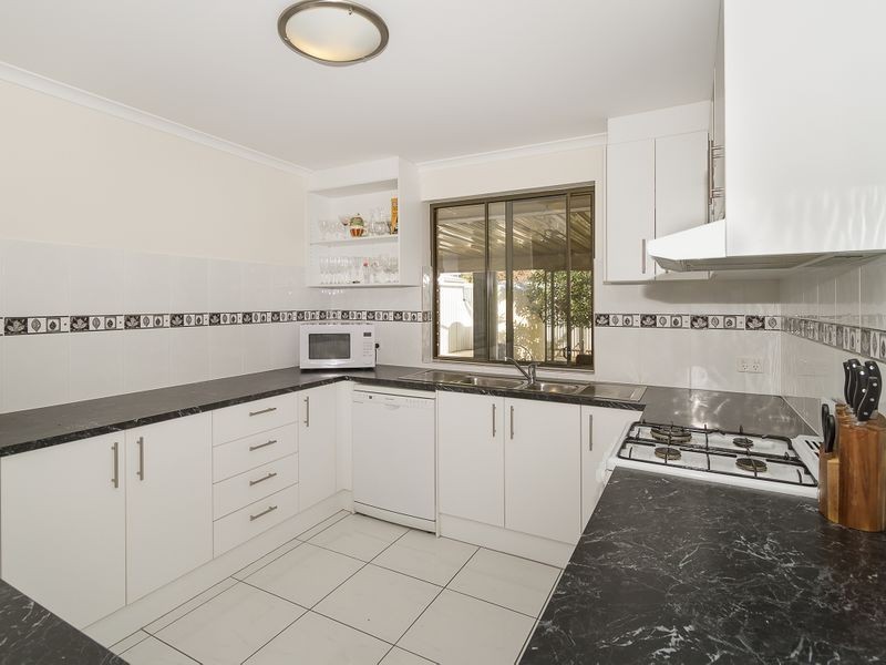 3 Alan Crescent, Burton SA 5110