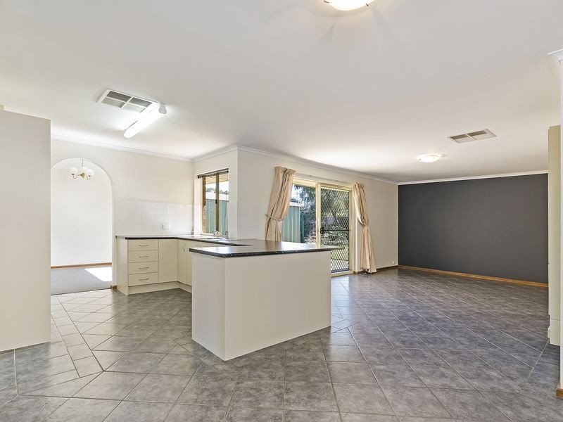 25 Bermudez Crescent, Paralowie SA 5108