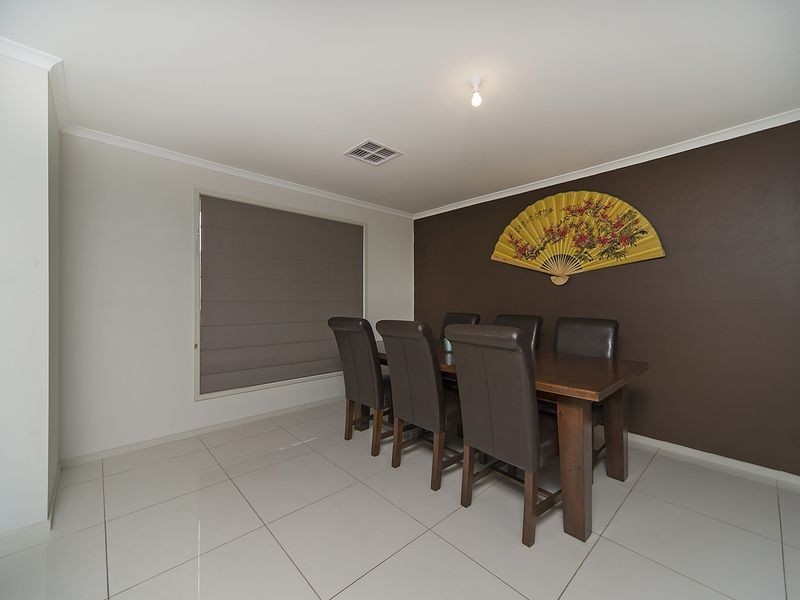 2 Oaks Court, Parafield Gardens SA 5107