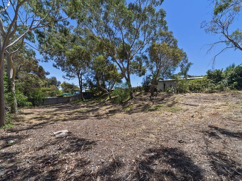 19 Thomson Avenue, Gulfview Heights SA 5096