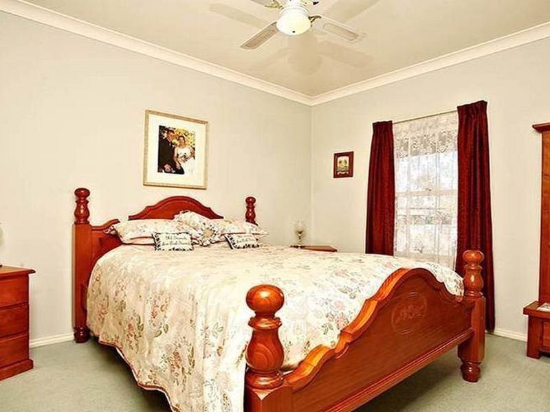 14 Lockwood Drive, Greenwith SA 5125