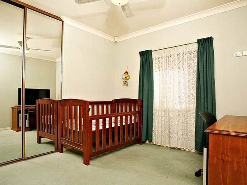 14 Lockwood Drive, Greenwith SA 5125