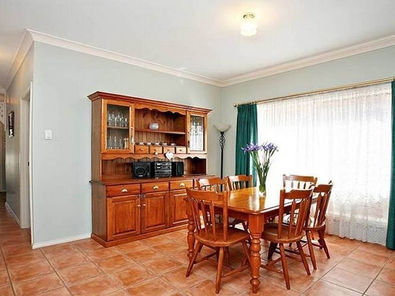 14 Lockwood Drive, Greenwith SA 5125