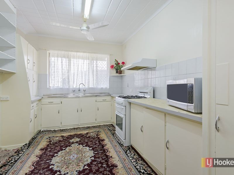 33 Todd Road, Para Hills SA 5096