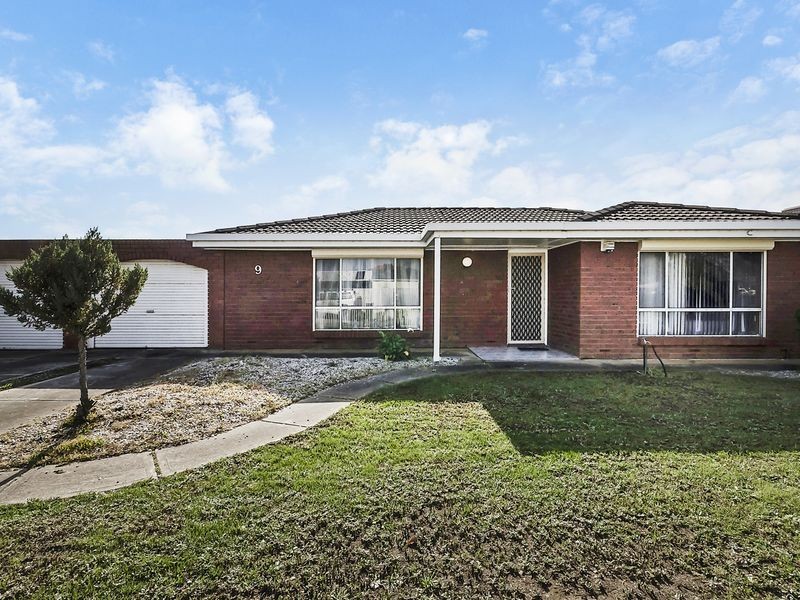 9 Potts Crescent, Burton SA 5110