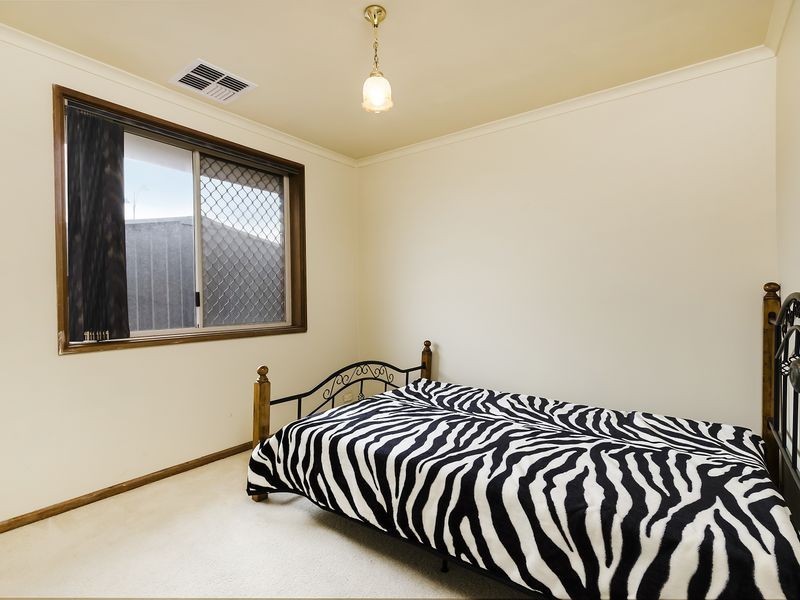 9 Potts Crescent, Burton SA 5110