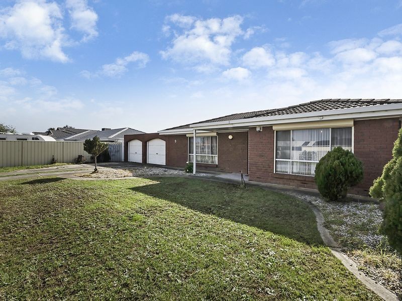 9 Potts Crescent, Burton SA 5110