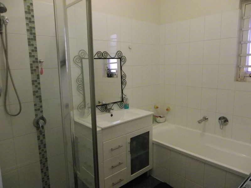 8 Longleat Road, Elizabeth Vale SA 5112