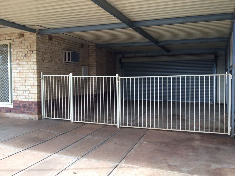 8 Longleat Road, Elizabeth Vale SA 5112