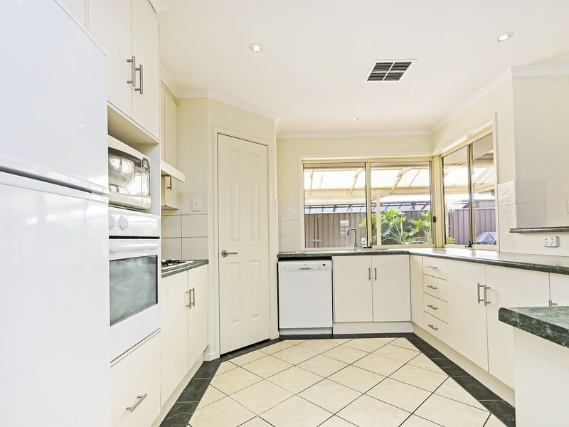 34 Willowbrook Boulevard, Paralowie SA 5108