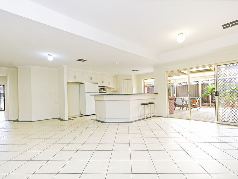 34 Willowbrook Boulevard, Paralowie SA 5108