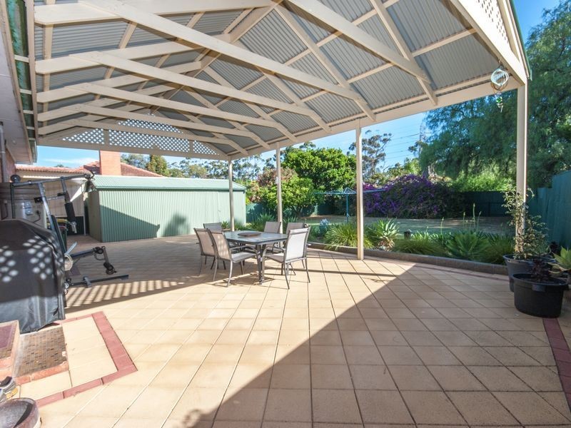 4 Chaddenwick Road, Elizabeth Vale SA 5112