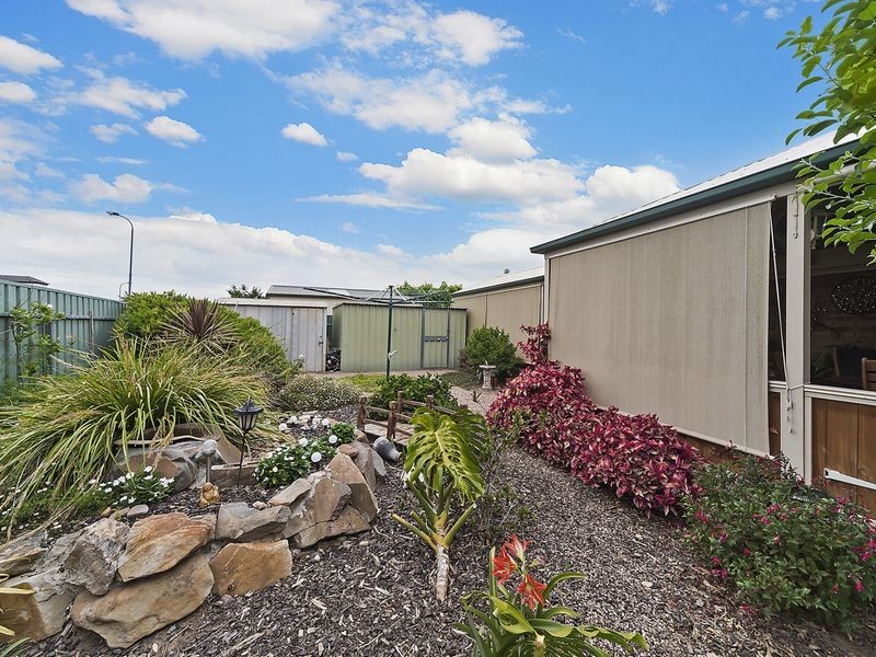 8 Elm Glade Court, Paralowie SA 5108