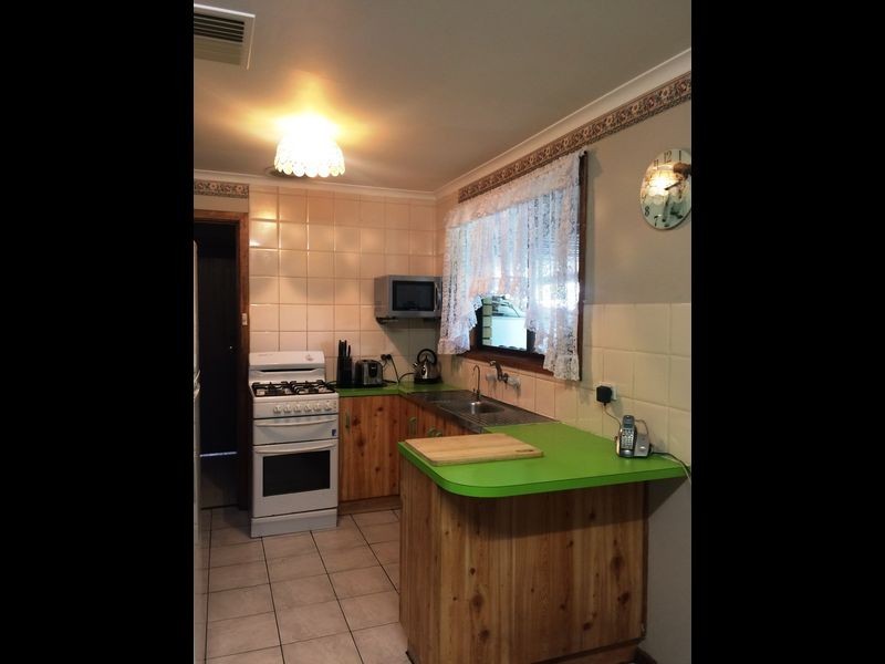 3 Atkinson Drive, Burton SA 5110