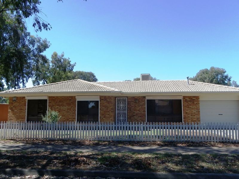 9 Nile Street, Paralowie SA 5108