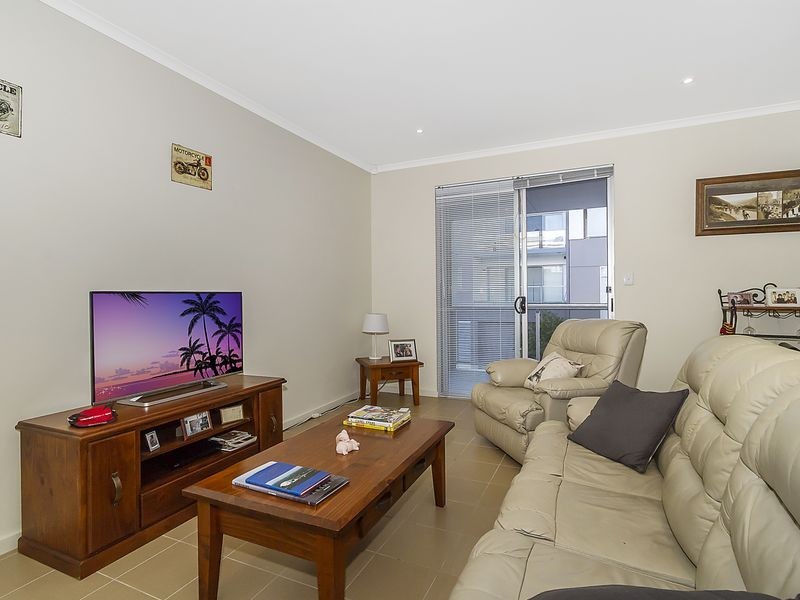 12/2-6 Goodall Parade, Mawson Lakes SA 5095