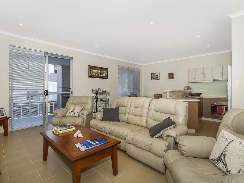 12/2-6 Goodall Parade, Mawson Lakes SA 5095