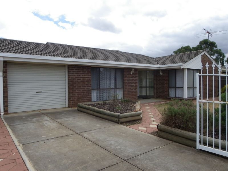 69 Camelot Drive, Paralowie SA 5108