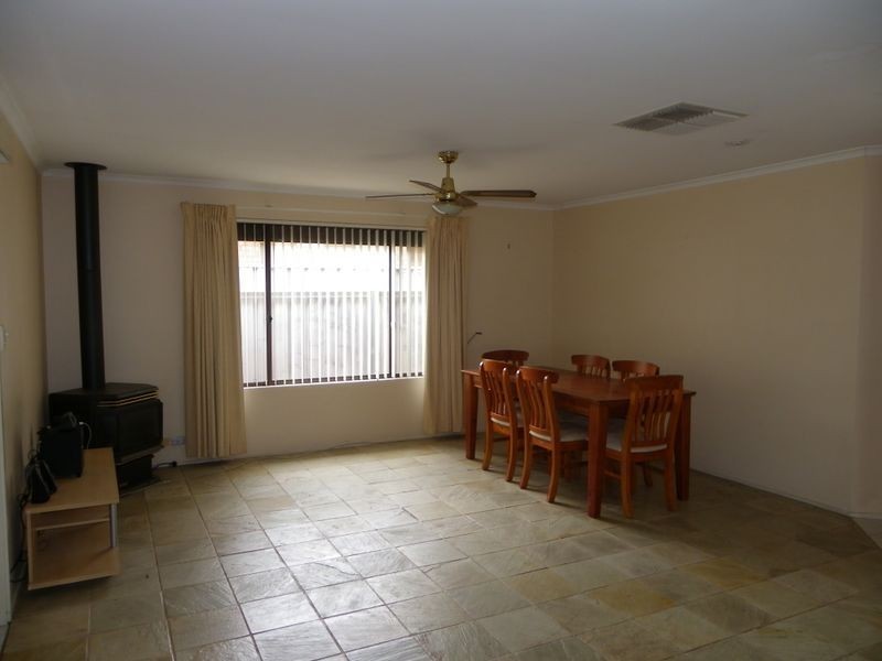 69 Camelot Drive, Paralowie SA 5108