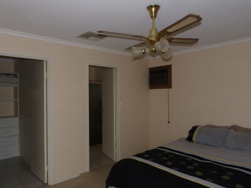 69 Camelot Drive, Paralowie SA 5108