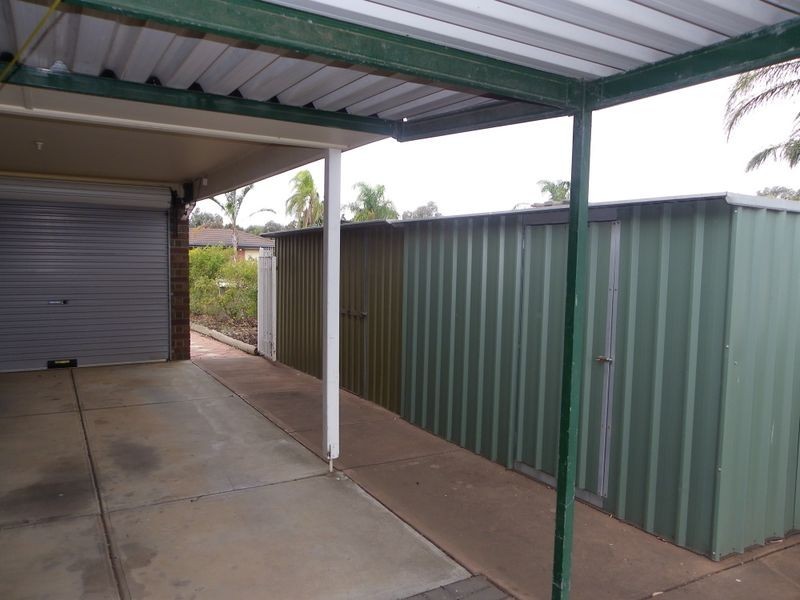 69 Camelot Drive, Paralowie SA 5108