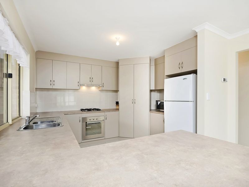 3 Edgewater Place, Burton SA 5110