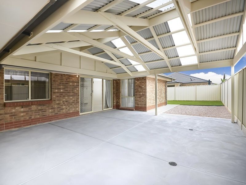 3 Edgewater Place, Burton SA 5110
