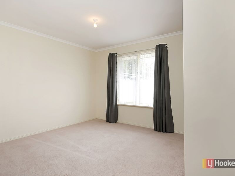 3 Edgewater Place, Burton SA 5110