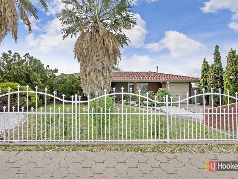 17 Potts Crescent, Burton SA 5110