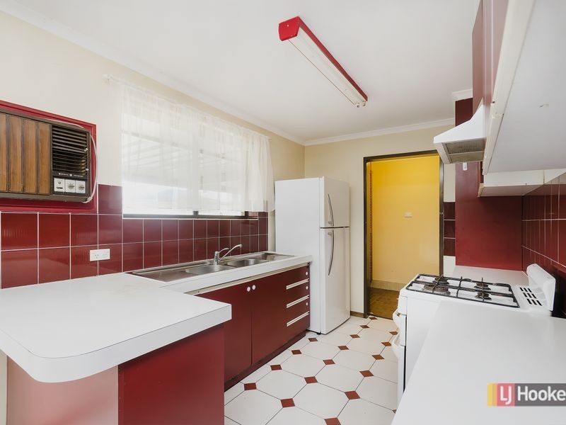 17 Potts Crescent, Burton SA 5110