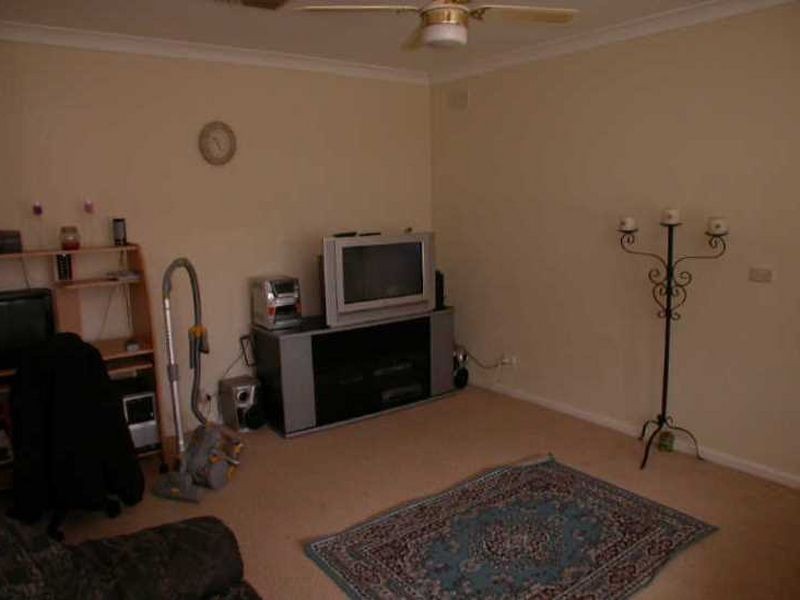 4 Wayford Street, Elizabeth Vale SA 5112