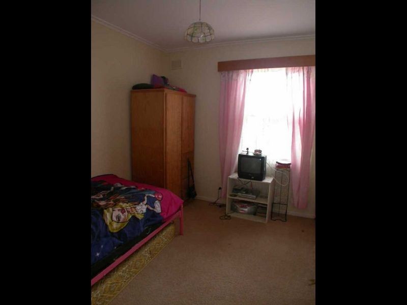 4 Wayford Street, Elizabeth Vale SA 5112