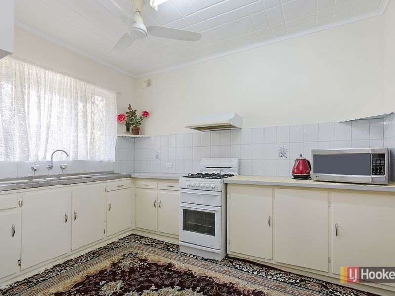 33 Todd Road, Para Hills SA 5096