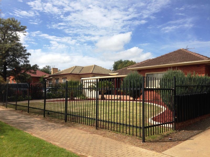 14 Midway Road, Elizabeth East SA 5112