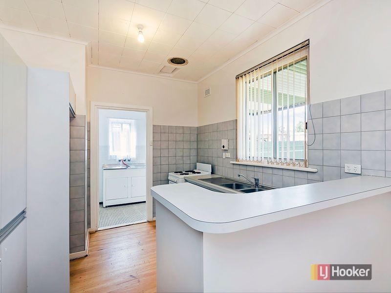 12 Midway Road, Elizabeth East SA 5112