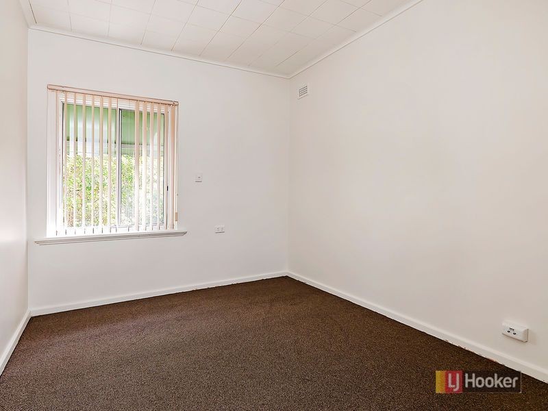 12 Midway Road, Elizabeth East SA 5112