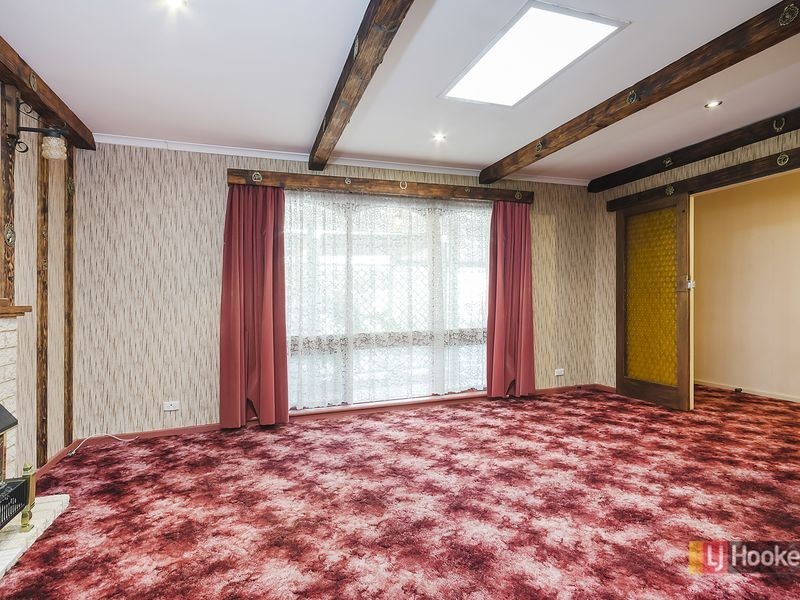61 Collingbourne Drive, Elizabeth Vale SA 5112