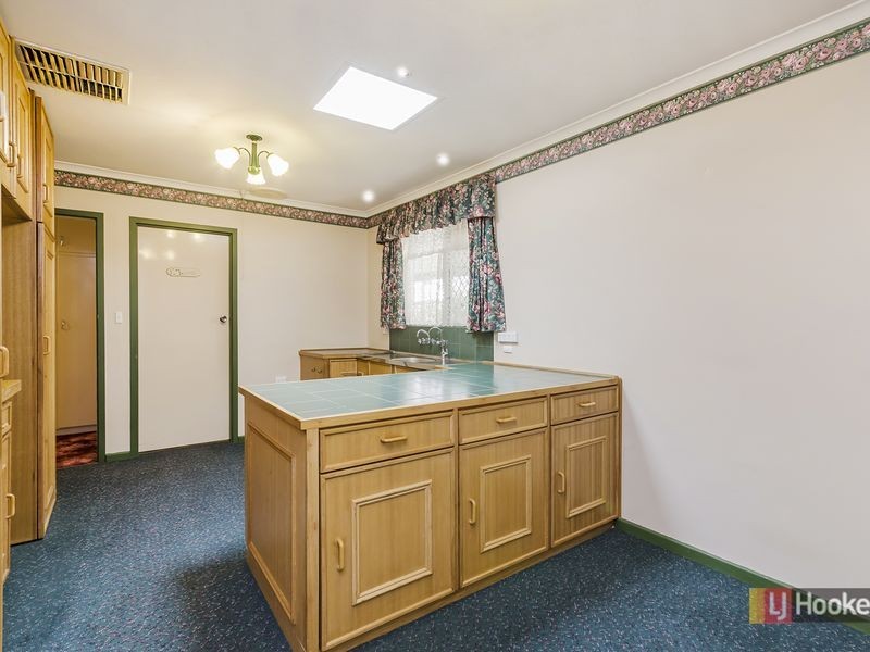 61 Collingbourne Drive, Elizabeth Vale SA 5112